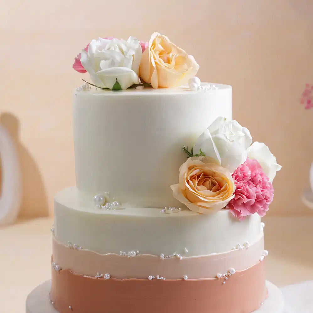 Petals N Pearls Ombre Cake